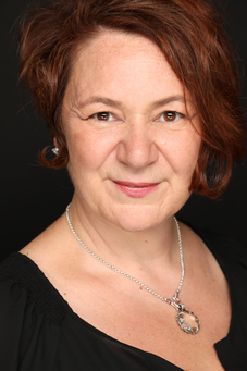 Carmela Thomsen Carmela Thomsen